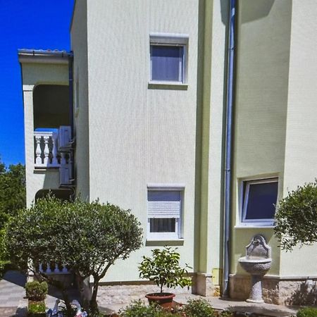 Apartments Rajic Πόρετς Εξωτερικό φωτογραφία